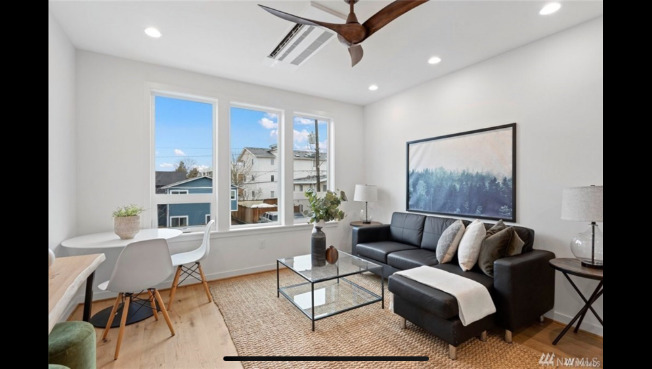 5808 17 AVE