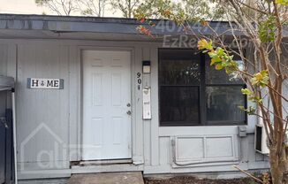 Crest Villas 1 Bedroom 1 Bathroom - Ask about our Move-in Special!