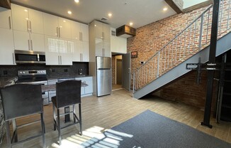 1016 COMMONWEALTH AVE
