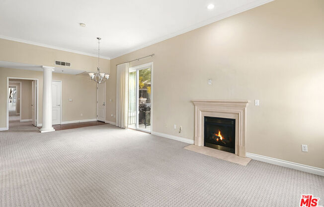 3 beds, 3 baths, 1,350 sqft, $5,800, Unit 301