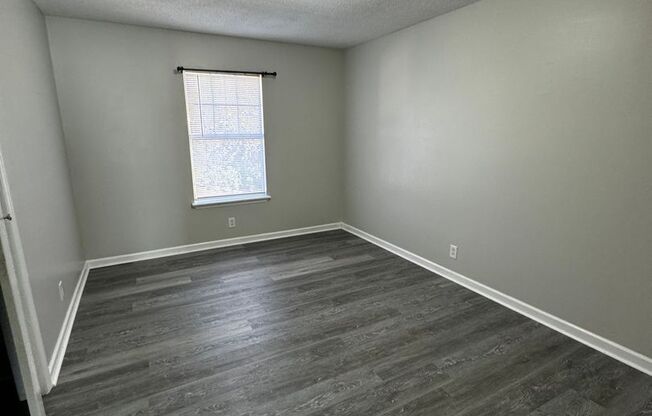 2 beds, 1 bath, $1,500