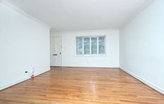 2 beds, 1 bath, $1,800