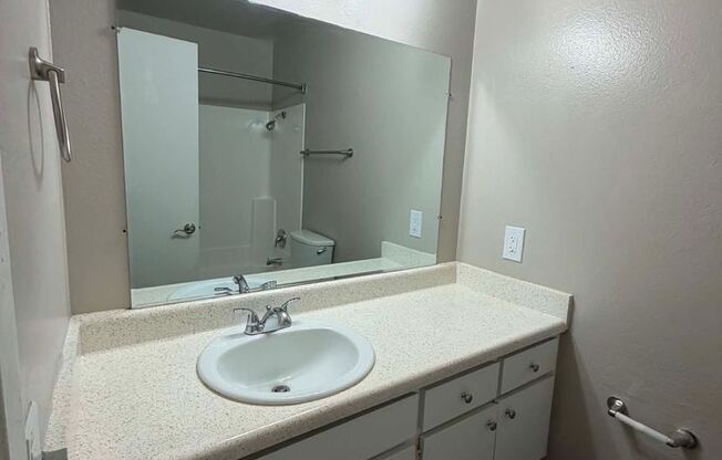 1 bed, 1 bath, 602 sqft, $1,995, Unit 29