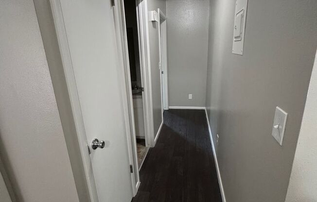2 beds, 1 bath, 864 sqft, $1,195, Unit Unit 46