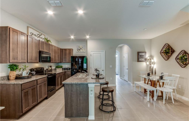 3227 Pleasant Willow Ct