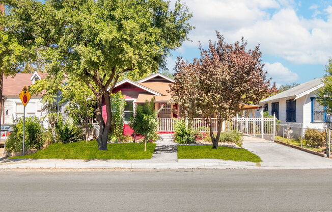 323 RIGSBY AVE