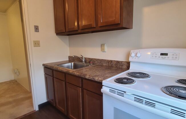 2 beds, 1 bath, 1 sqft, $1,010, Unit ABB - B-08