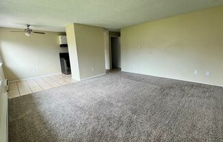 1 bed, 1 bath, 700 sqft, $1,495, Unit 221