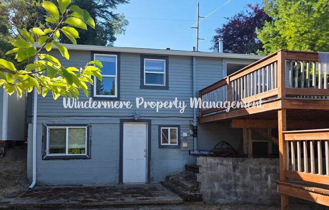 *Affordable and Available Now!* Conveniently located 3 bed in Bremerton, large corner lot!