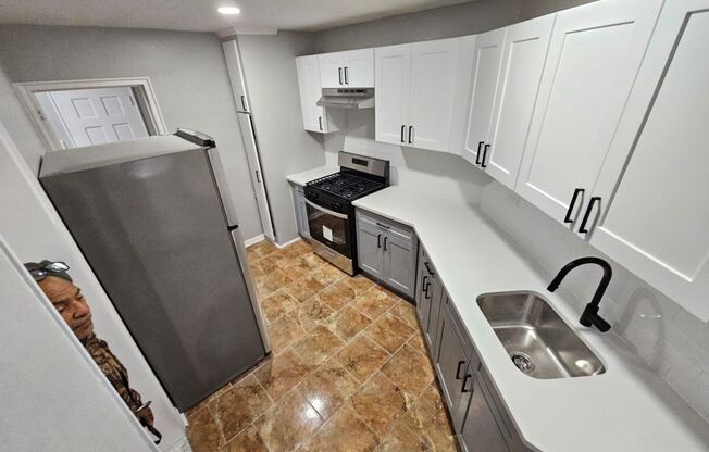 1 bed, 1 bath, 700 sqft, $1,695, Unit APT D-7