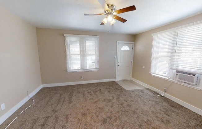 136 N. Riverside Ave.