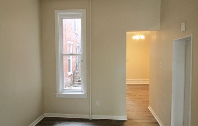 1 bed, 1 bath, 700 sqft, $1,195, Unit Apt. 1