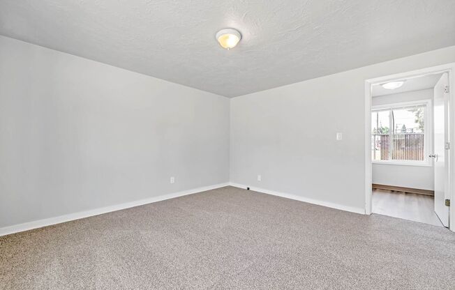 2 beds, 1 bath, $1,195, Unit 144