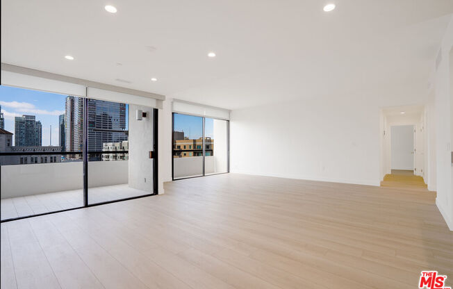 2 beds, 2 baths, 1,621 sqft, $4,800, Unit 1509