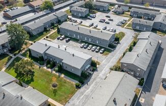 2 beds, 1.5 baths, 1,075 sqft, $1,295, Unit E006