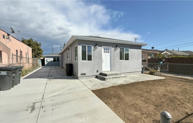 1346 FRASER AVE