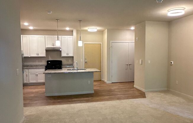 2 beds, 2 baths, 1,148 sqft, $2,170, Unit 104-316