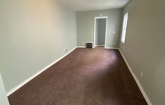 1 bed, 1 bath, $695, Unit Apt. 100