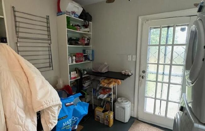 2 beds, 1 bath, $1,750