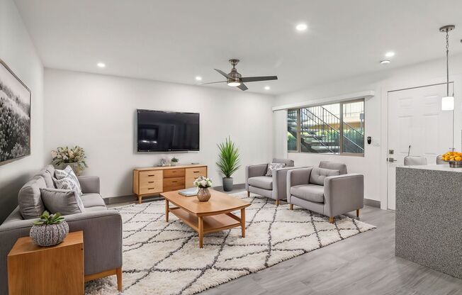 Newly Renovated 2 Bed/1 Bath El Cajon