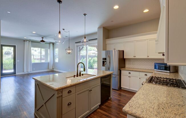21230 Tramonto Ln.