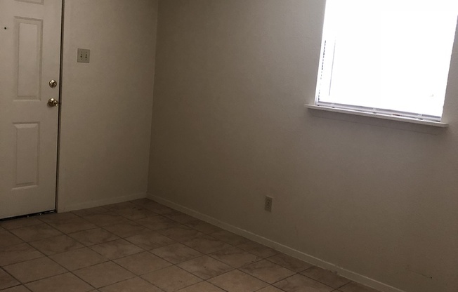 1 bed, 1 bath, $750