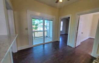 1 bed, 1 bath, $1,525, Unit 611 8th St/Utilities