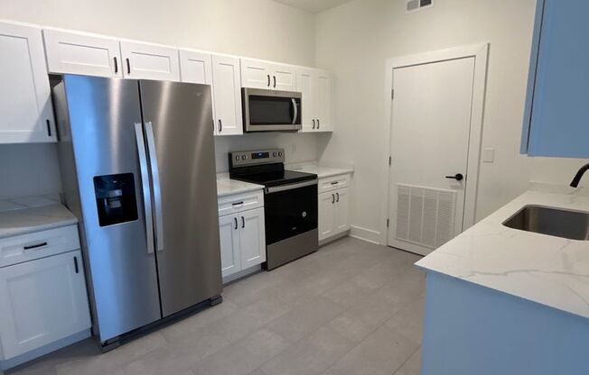 1 bed, 1 bath, 548 sqft, $950, Unit Unit 105