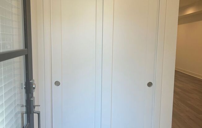 2 beds, 2.5 baths, 1,140 sqft, $4,000, Unit 120