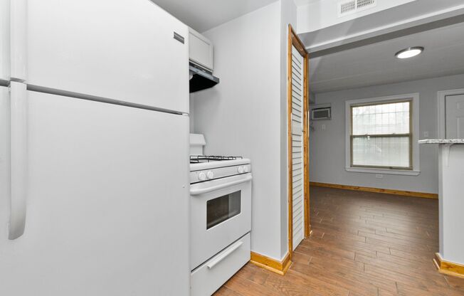 3148-50 W. Marquette