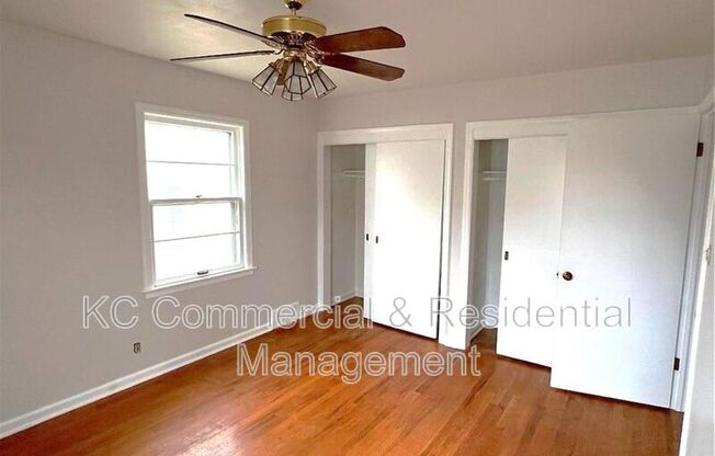 800 E 75 TERRACE