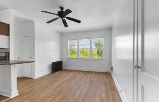 1 bed, 1 bath, 475 sqft, $825, Unit 34