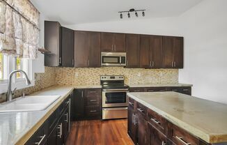 2 beds, 2 baths, $1,951, Unit SFH-15