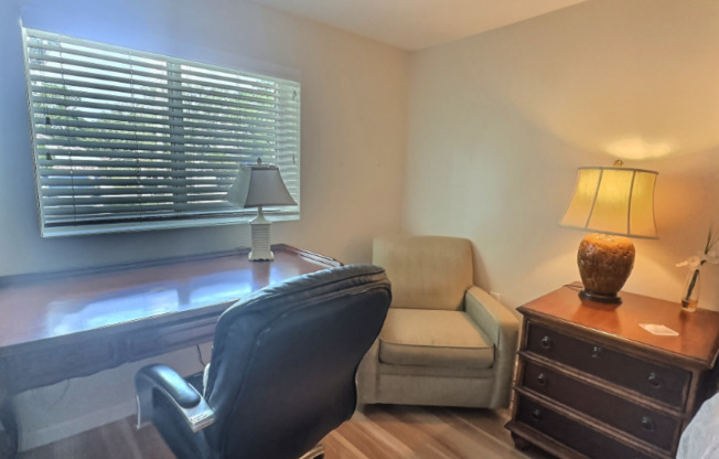 4514 S LOCKWOOD RDG RD
