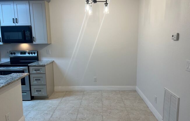 2 beds, 2 baths, $1,700