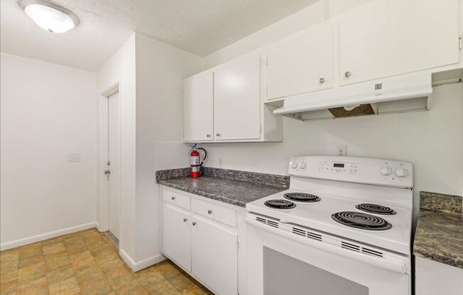 3 beds, 1 bath, $1,997