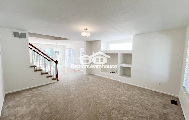 4504 LYNDENWOOD CIR