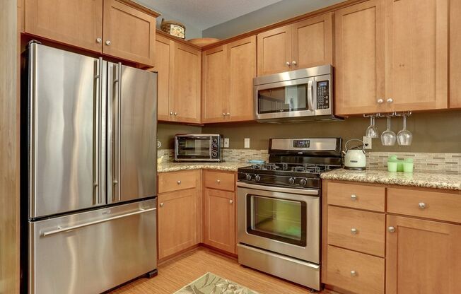 11464 SW 96th Avenue ~ Amazing Tri-Level Home in Cul-de-sac!