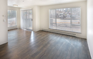 1 bed, 1 bath, 696 sqft, $1,350, Unit 103