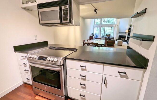 Stunning Sand Point Condo with Loft and Balcony