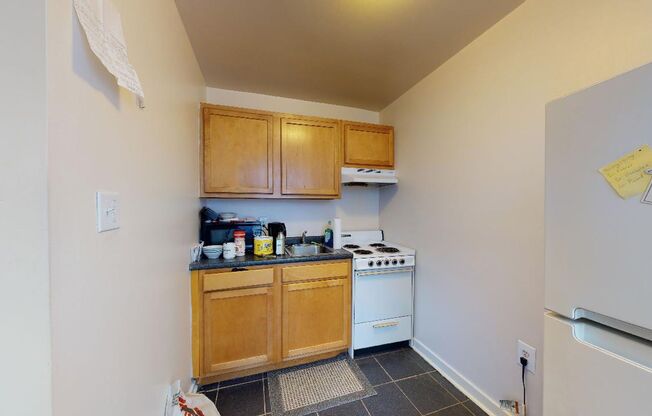 Studio, 1 bath, 295 sqft, $870, Unit A408