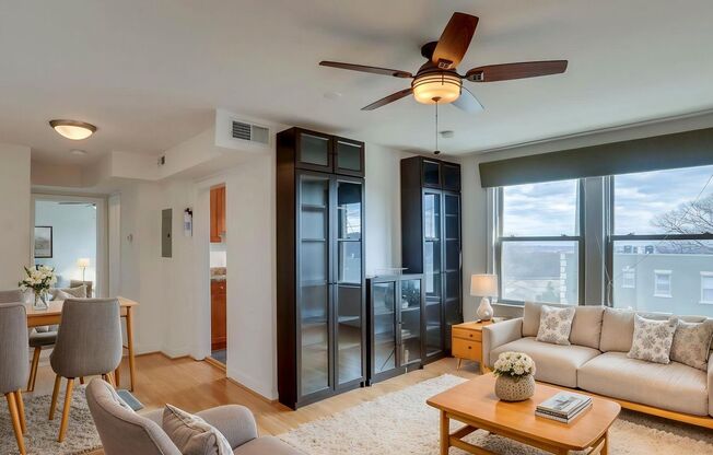 THE BROOKLAND |Top Floor Apt in Boutique Bldg |1 Bd | Brookland