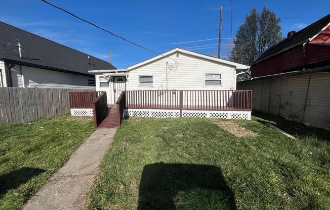 LARGE 4BR ONE LEVEL HOME WITH A GREAT FLOORPLAN.  TONS OF SPACE!