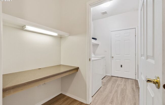 2 beds, 2 baths, $2,395, Unit Unit 801