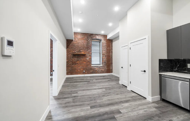 1730 N 22 ST