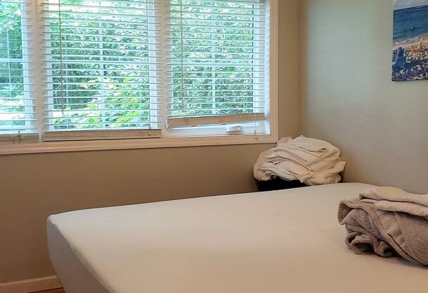Cozy Private Single Family