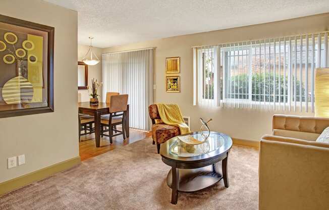 Whispering Cedars Living Room Apartments in Lynnwood, WA