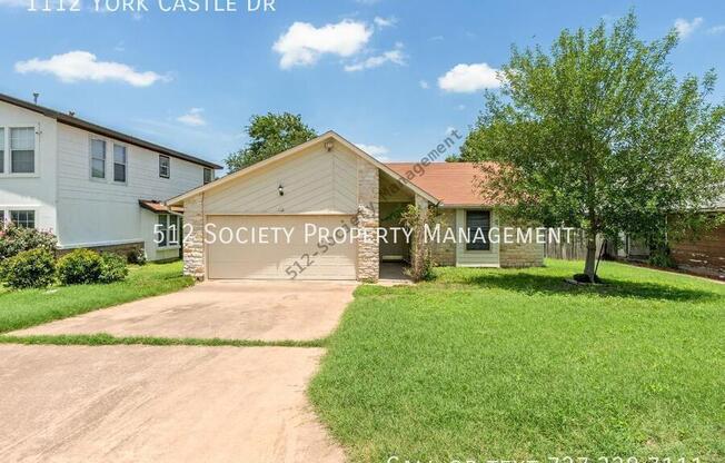 1112 YORK CASTLE DR