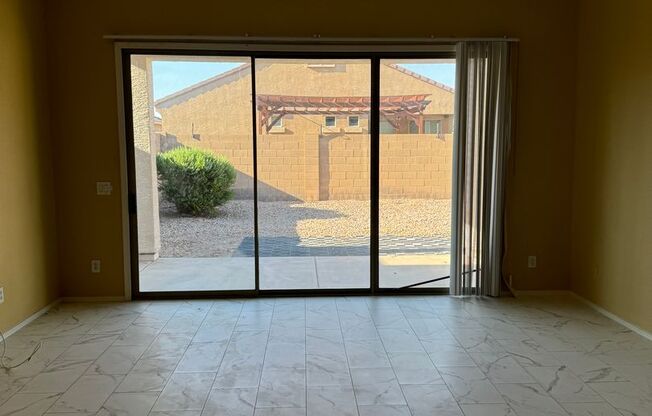 SINGLE LEVEL HOME. OVER 2000 SQUARE FEET IN THE VILLAGES AT RANCHO EL DORADO IN MARICOPA.