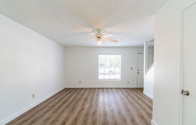Beautiful 3 bedroom 2.5 bathroom townhouse for rent near USF.
